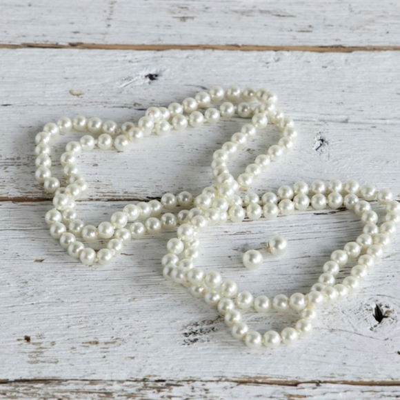 Jewelry - Pearl Necklace and Earrings Set
